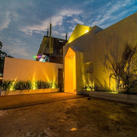Sleek Hotel Kegalle Exterior foto